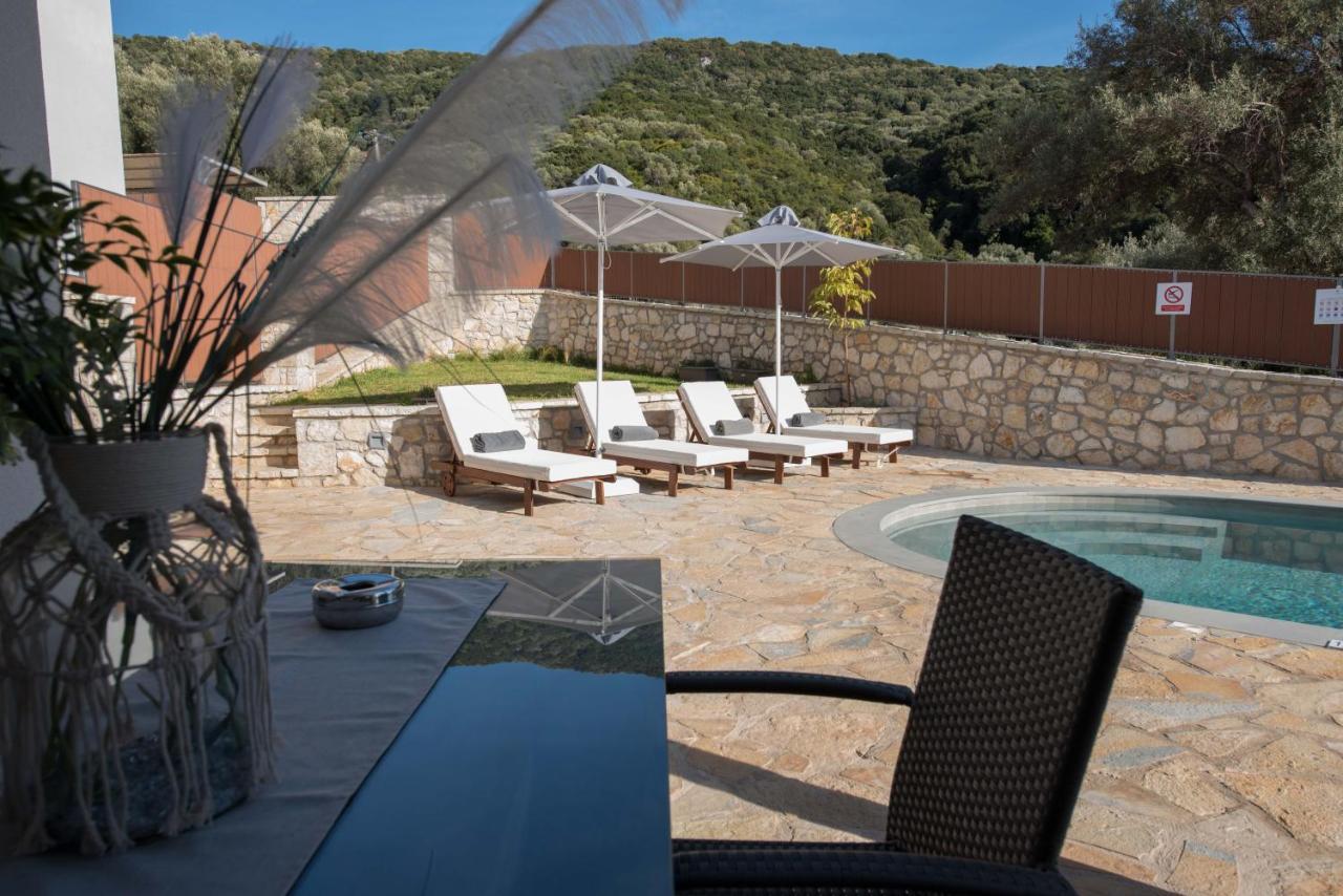 Mr Grey Luxury Villa Spartokhórion エクステリア 写真