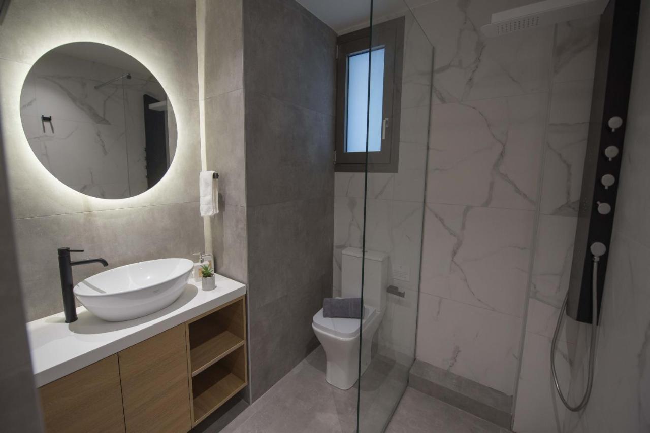 Mr Grey Luxury Villa Spartokhórion エクステリア 写真