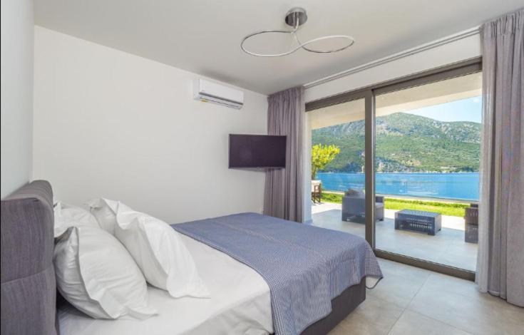 Mr Grey Luxury Villa Spartokhórion エクステリア 写真